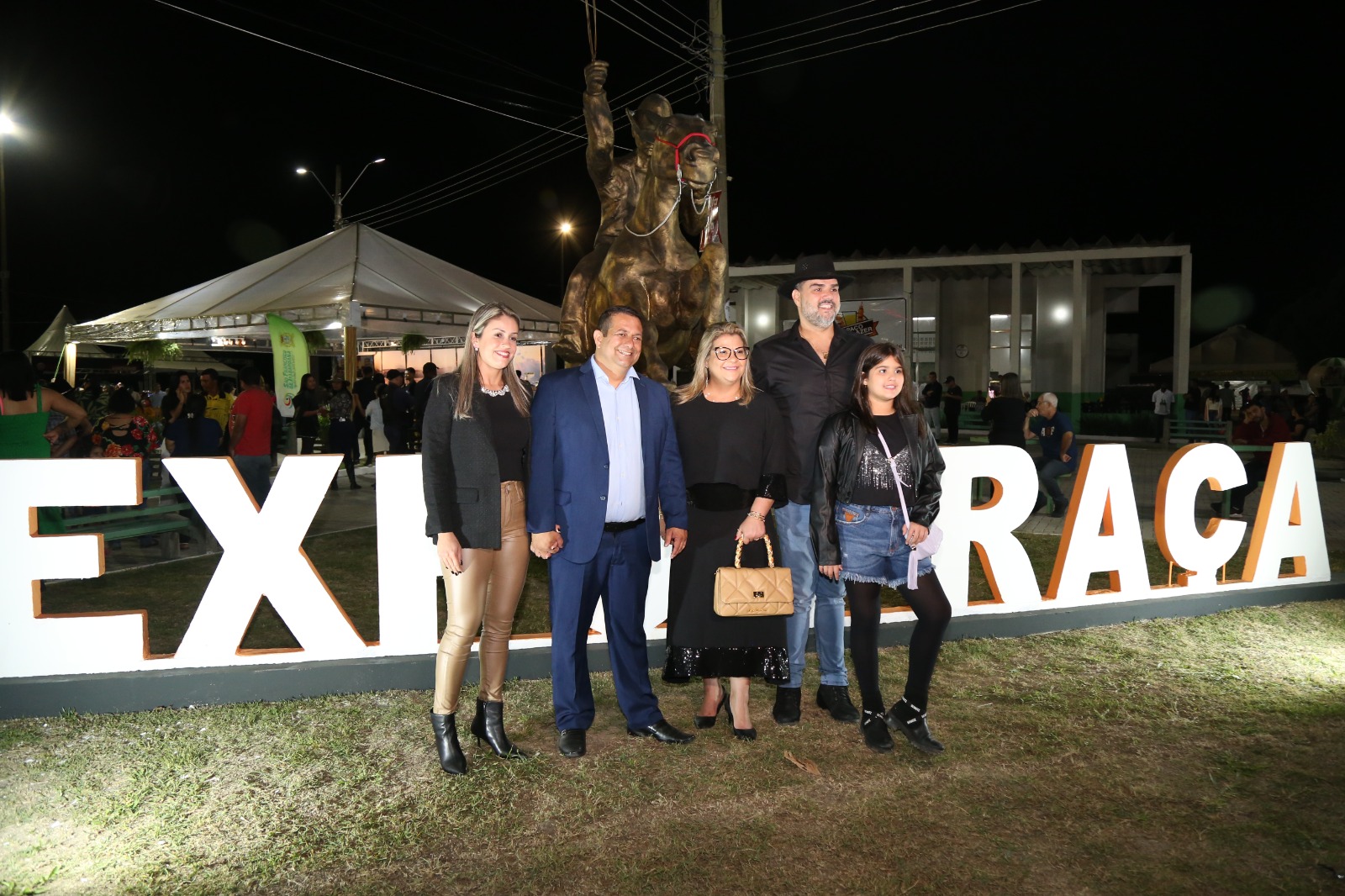 Só Pra Contrariar e Cia de Rodeio Tony Nascimento na segunda noite da 38ª  ExpoAgro - Prefeitura Municipal de São Francisco de Itabapoana