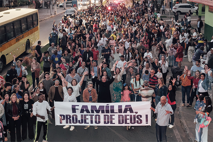 CAMINHADA DA FAMÍLIA