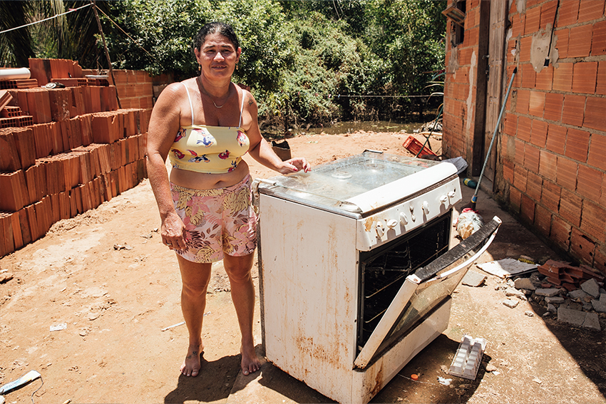 CAPAPERSONAGEM DEFESA CIVIL DEFENSORA PÚBLICA