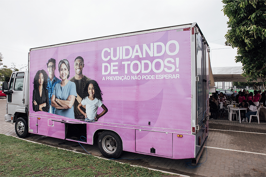 CAPA CAMINHÃO OUTUBRO ROSA