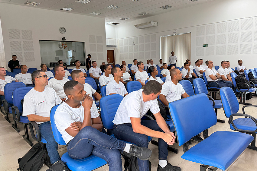CORPO JANEIRO BRANCO