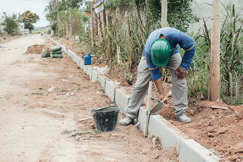 CORPO OBRAS RUAS TRAVESSÃO DE BARRA 01