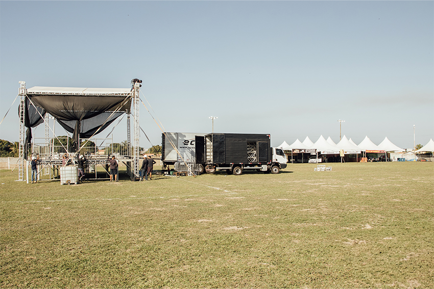 MONTAGEM VESTIVAL MARACUJA 2