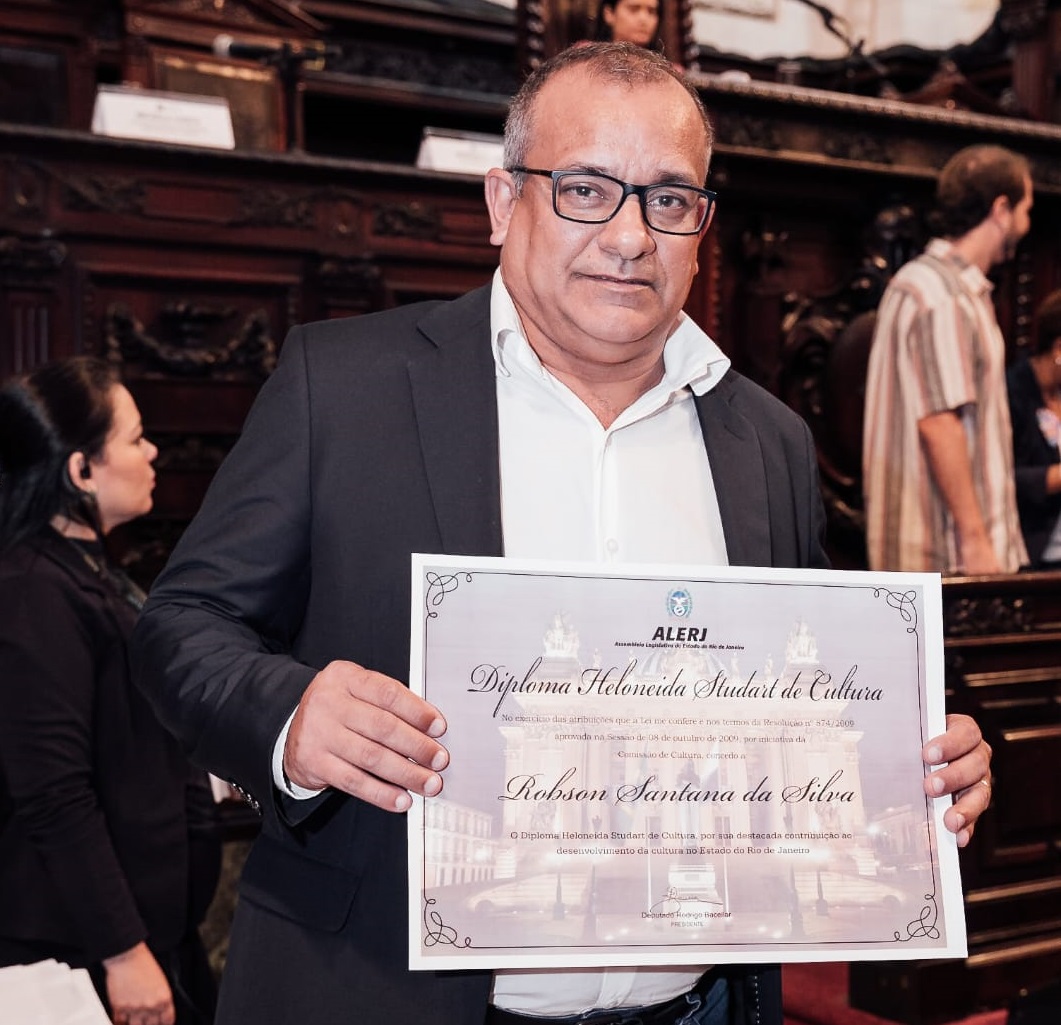 Secretário da SMEC recebe Diploma Heloneida Studart ASCOM SFI Gilmar Ramos 3