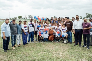 Comunidade celebra inauguração do novo vestiário do Campo de Praça João Pessoa