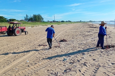 Prefeitura de São Francisco de Itabapoana inicia limpeza nas praias