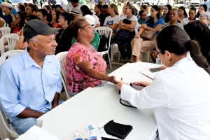 Evento na Praça informa sobre prevenção e conscientização do diabetes