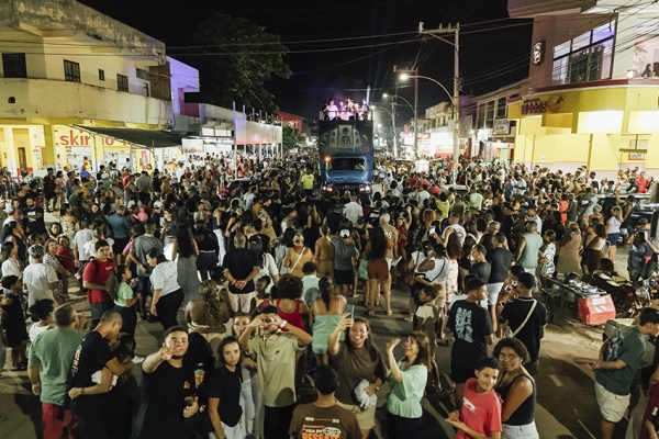 "Bloco do Cordeiro” reúne fiéis em momento de fé e celebração em Santa Clara