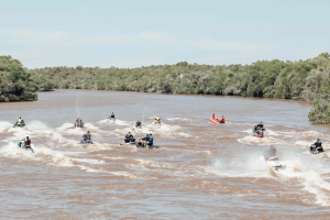 Barra Náutica: Jet skis movimentam o turismo em Barra do Itabapoana