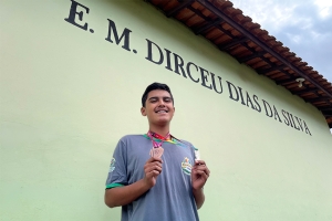 Escolas municipais recebem medalhas na OBMEP pelo 3º ano consecutivo