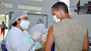 Covid-19: SFI começa a vacinar moradores a partir de 20 anos