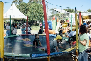 Crianças assistidas têm dia de festa no Centro de Terapias Especiais