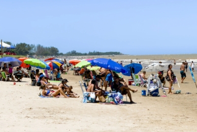 Verão movimenta praias de SFI e atrai visitantes de diversos estados