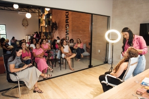 Mulheres empreendedoras participam de workshops em SFI