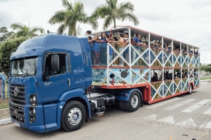 Passeio de trenzinho encanta a criançada no “Bom é ser Criança”