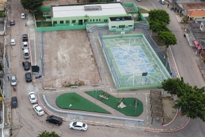 Obra da Praça Marcelo Silva, em Barra do Itabapoana, a todo vapor