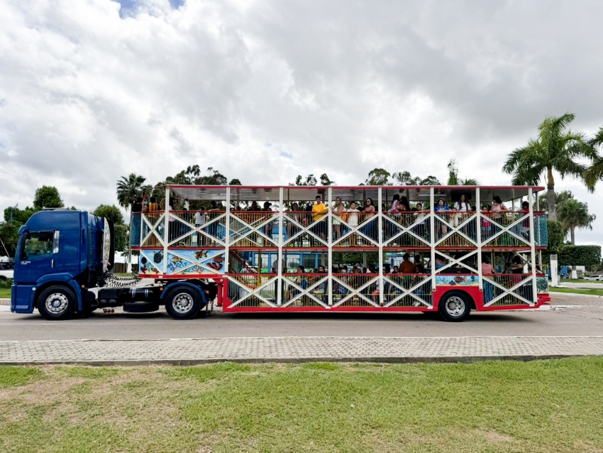 Passeio de trenzinho promove inclusão para assistidos pelo Centro de Terapias Especiais