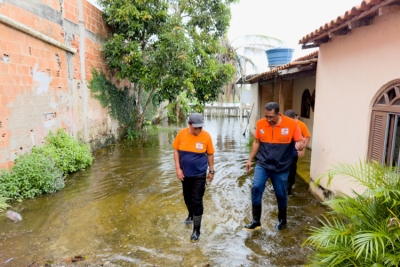 Defesa Civil em alerta máximo devido às chuvas