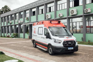 Mais uma ambulância recuperada pela prefeitura