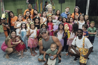 Matinês encantam crianças e reúnem famílias no litoral