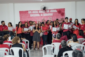 Centro de Convivência da Pessoa Idosa comemora mês das Mães