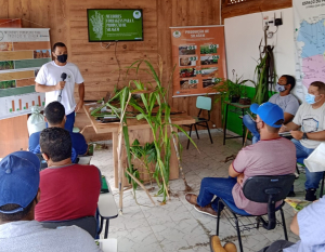 Capacitação sobre silagem para os produtores do município