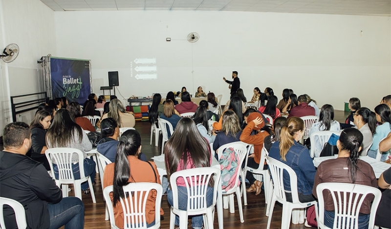 SMECT realiza Formação Continuada para mediadores, agentes e profissionais de apoio escolar
