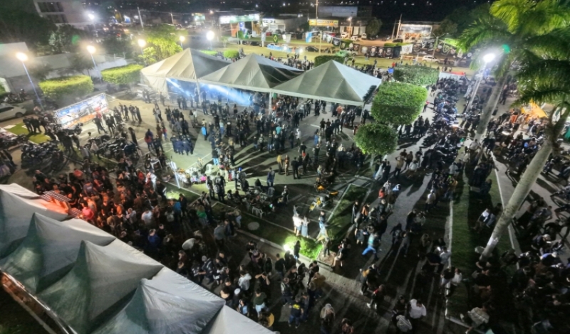 Adrenalina, rock e emoção tomam conta da segunda noite do 2º Motofest em São Francisco