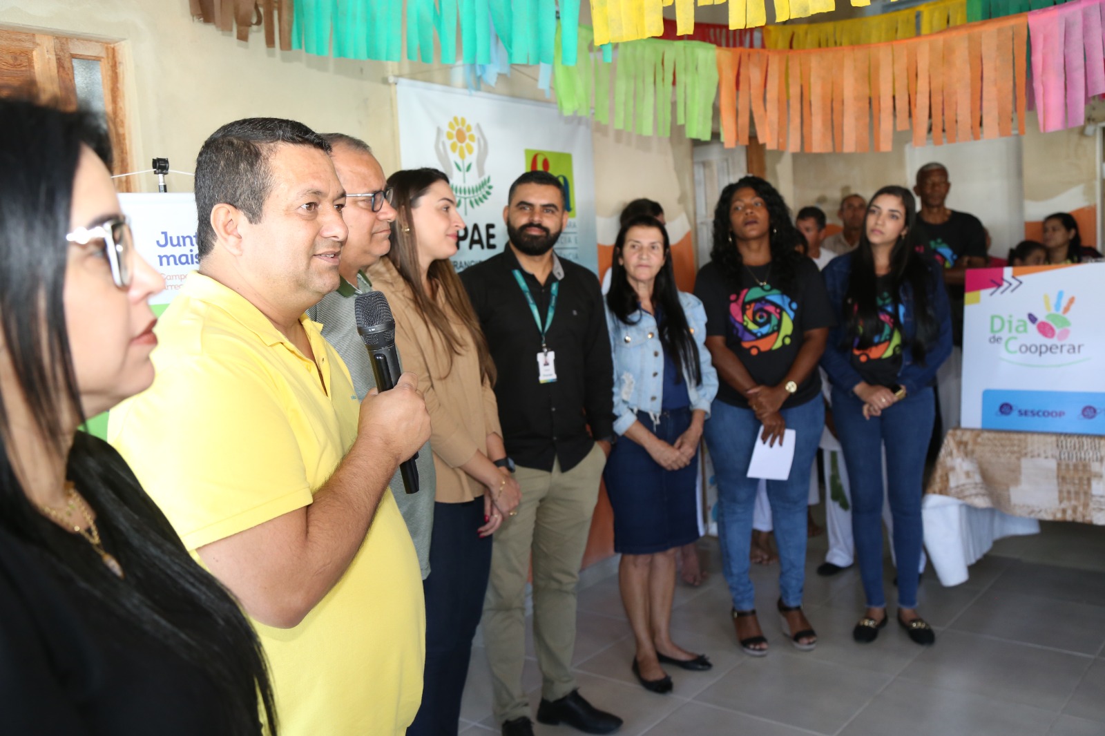 Vice prefeito participa da entrega de doação de alimentos arrecadados pelo Sicoob Sul ASCOM SFI Wagner Fraga 6