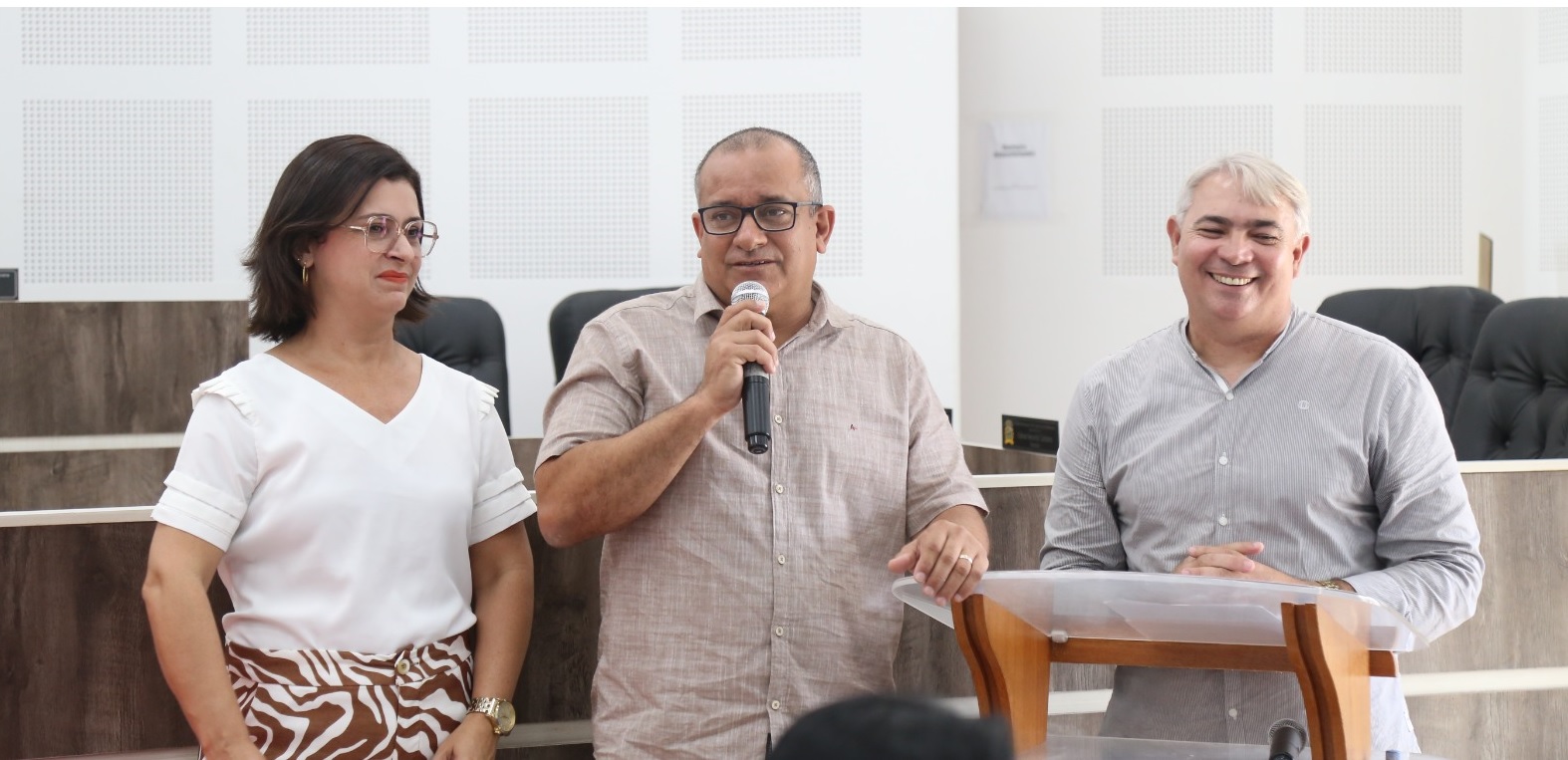 MPT na Escola alunos e professores premiados na etapa estadual recebem smartphones e tablets 6