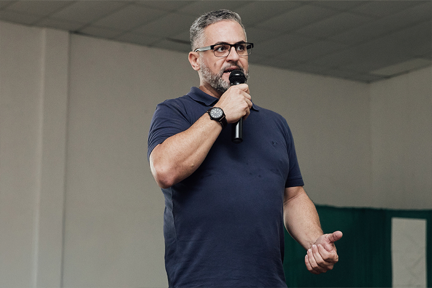 GUSTAVO TERRA RETROS