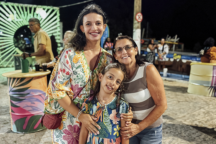 PERSONAGENS LUAU BARRA 3 trio