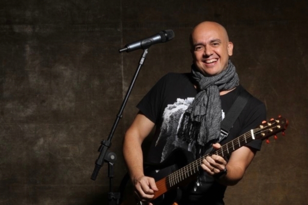 Show com Sandro Balli encerra a programação de verão em SFI