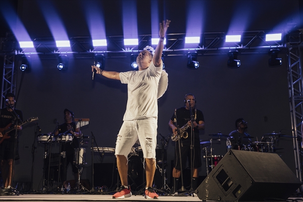 Gil Paixão abre programação de shows do Carnaval em SFI