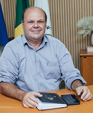 ROBERTO VINAGRE CARDOSO