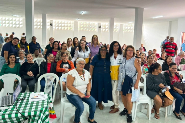 Junho Violeta: Prefeitura promove conscientização no Centro de Convivência da Pessoa Idosa