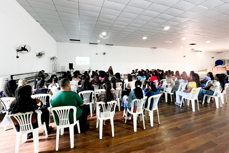 SMECT realiza capacitação sobre Educação Inclusiva
