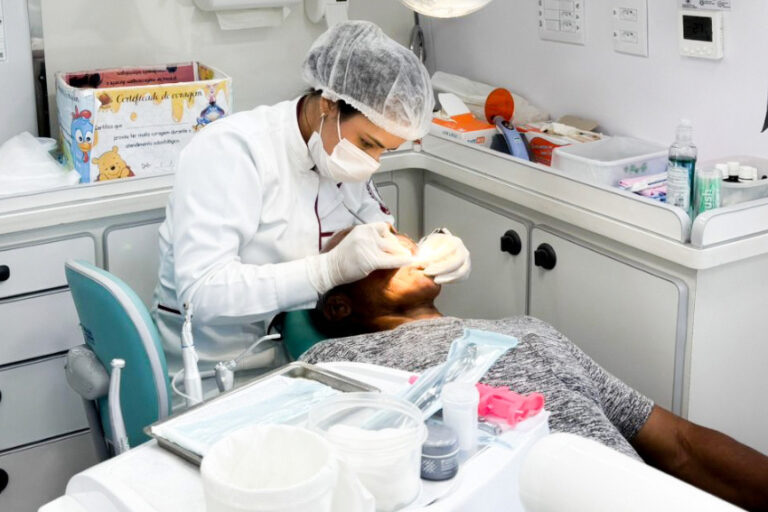 Odontomóvel atende quatro localidades nesta semana