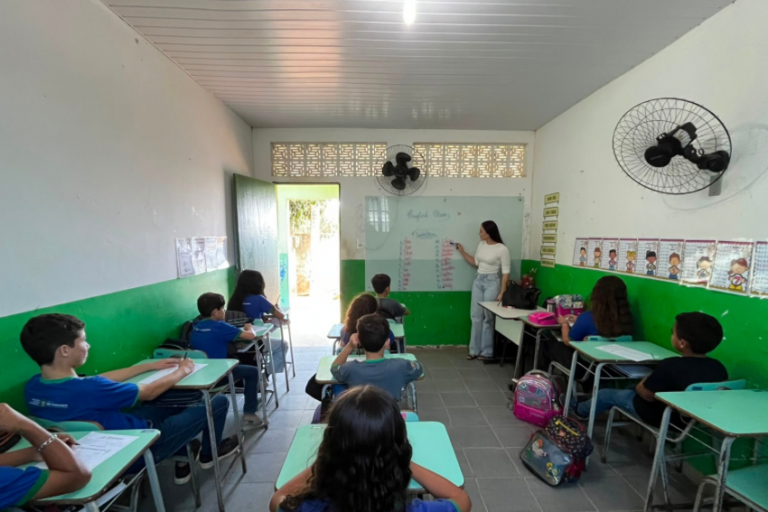 Projeto “My First English” amplia oportunidades na Educação em Tempo Integral