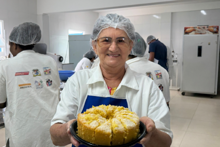“Acordo animada sempre que tenho aula na Padaria Escola”, diz dona Marilza, de 79 anos