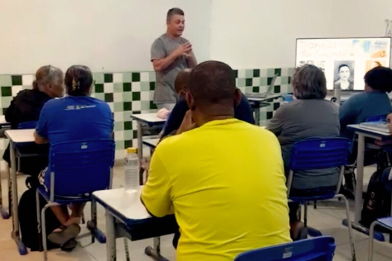 Matrículas para a EJA terminam nesta sexta-feira (24/07)
