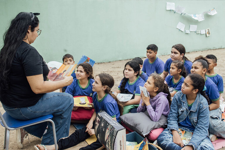 Educação avança com valorização dos profissionais e mais oportunidades para os estudantes