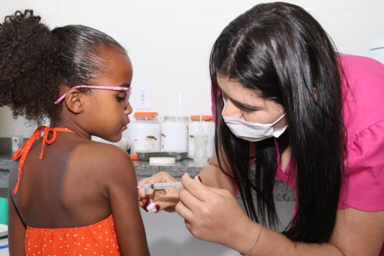 Campanha de Multivacinação começa na segunda (03/08) para menores de 15 anos