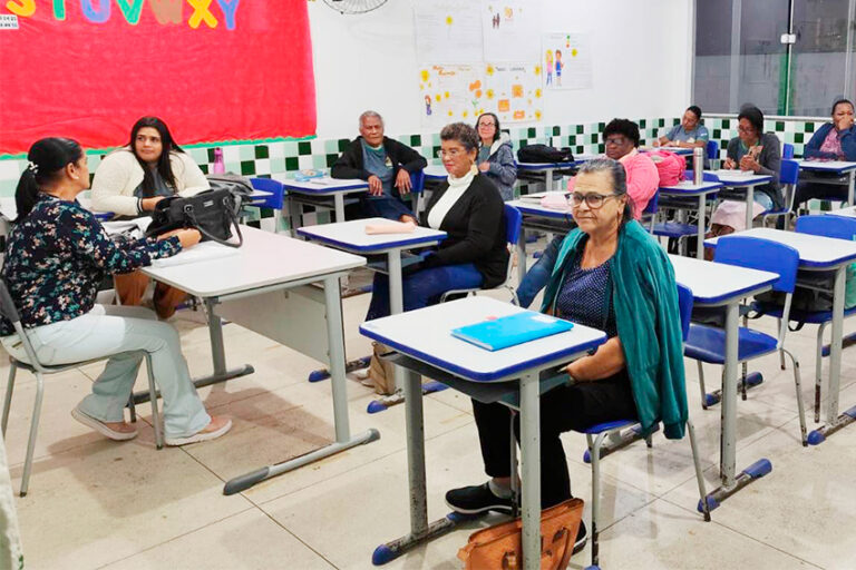 Matrículas para EJA prorrogadas até o dia 21 de agosto