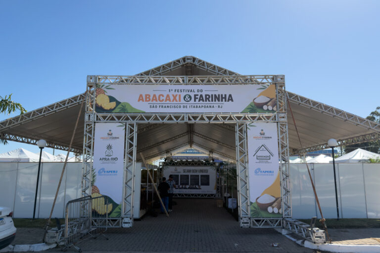1º Festival do Abacaxi & Farinha começa nesta sexta-feira (21/08), com shows e palestras