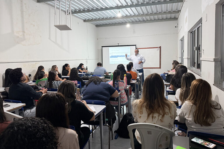 Prefeitura promove capacitação para rede de proteção de crianças e adolescentes