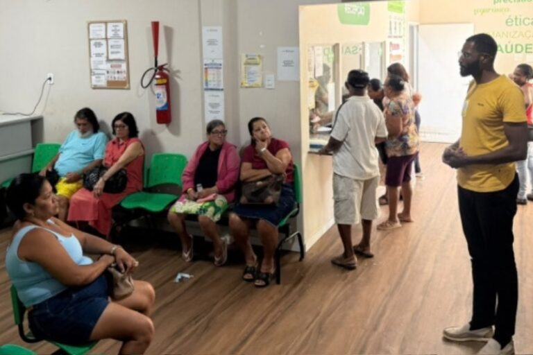 Prefeitura encerra ações do Setembro Amarelo com roda de conversa no Hospital Manoel Carola